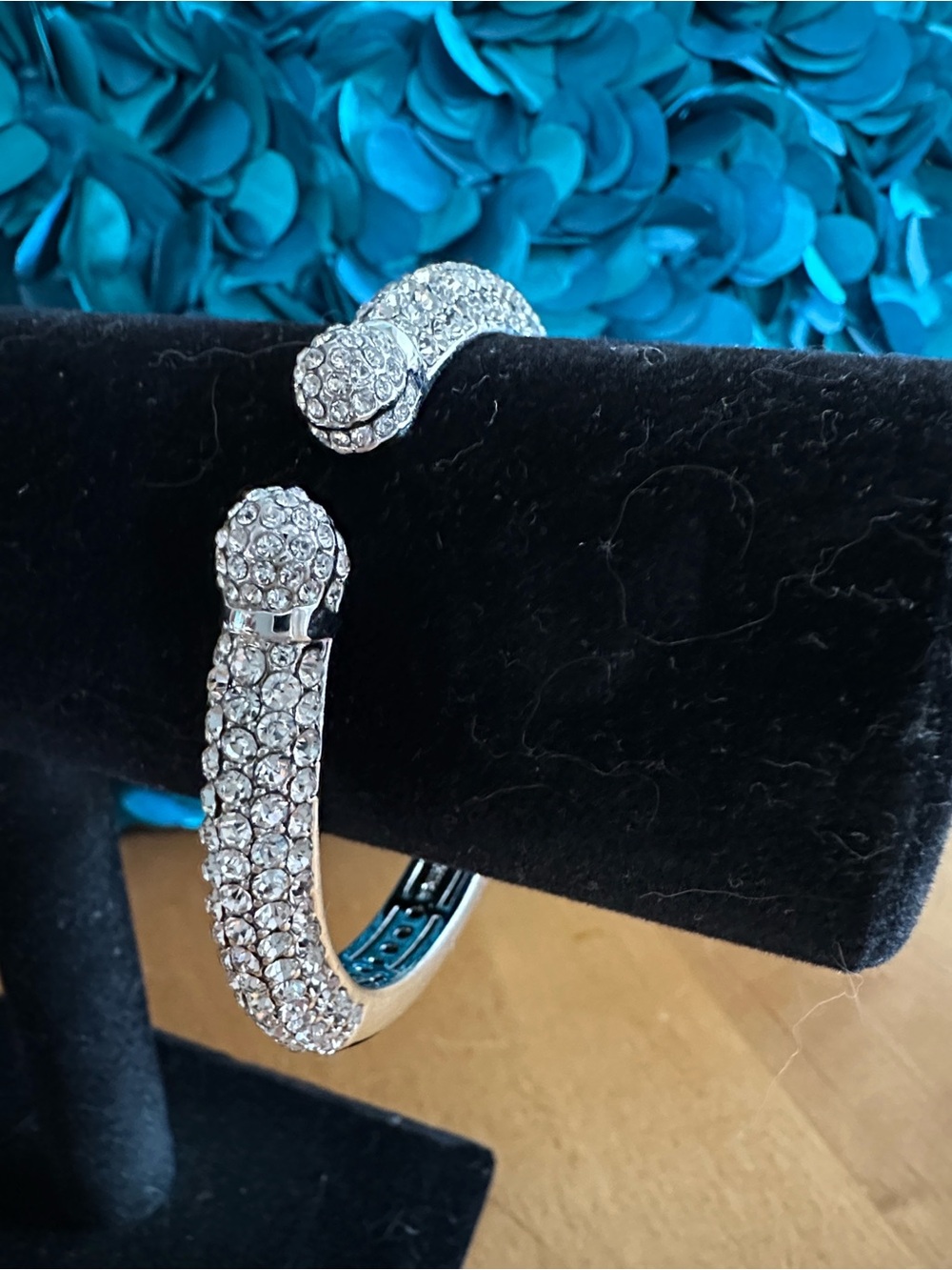 Joan Boyce "Kissable" Pave Clear Crystal Hinged Bangle Cuff Bracelet Silver Tone
